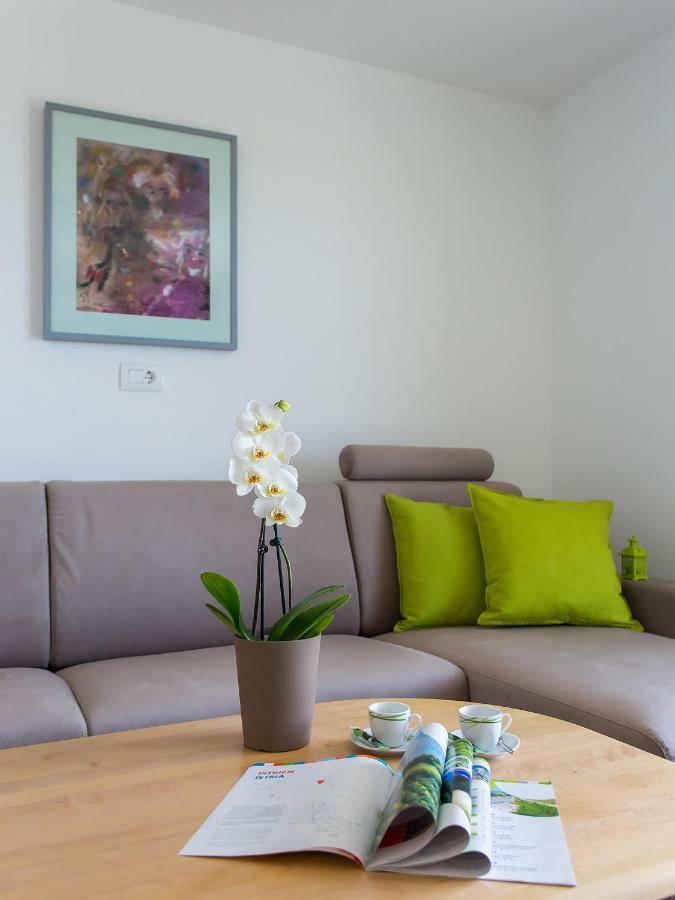 Apartment Maestral ポレッチ エクステリア 写真