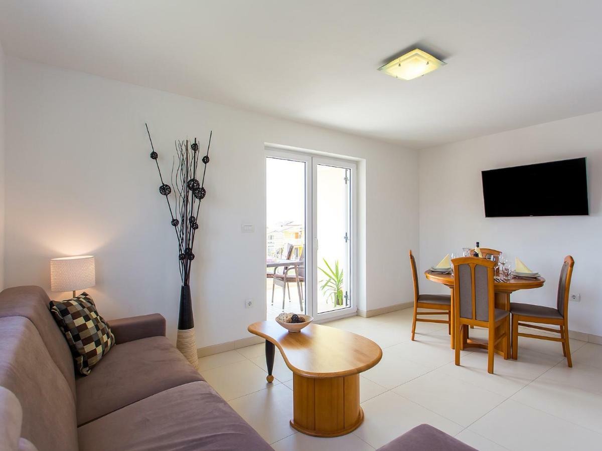 Apartment Maestral ポレッチ エクステリア 写真