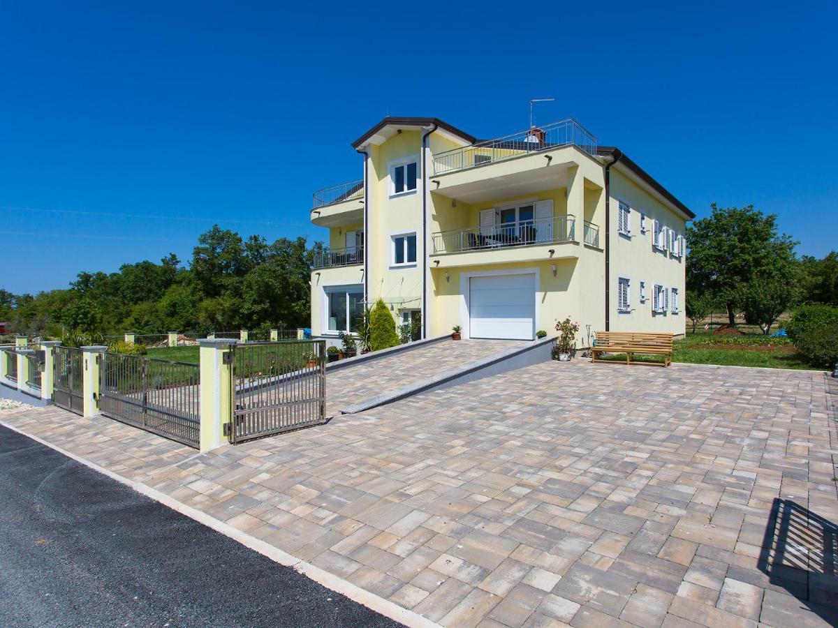 Apartment Maestral ポレッチ エクステリア 写真
